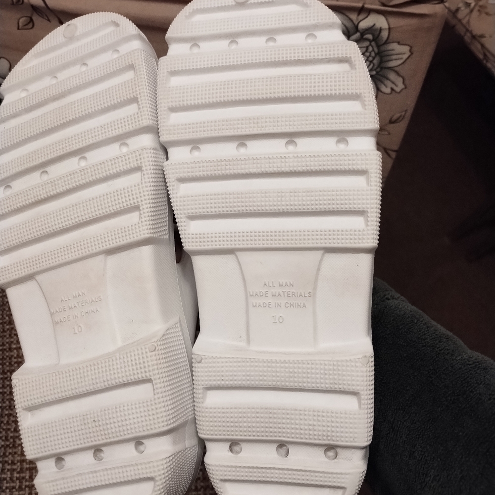 Sole Mates Unisex Throng White Flip Flops Size 10 Causal,Beach, Pool - Picture 4 of 6